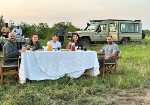 Uganda 5 amigos (Ainhoa, Alfredo, Bea, Cris y Luis)